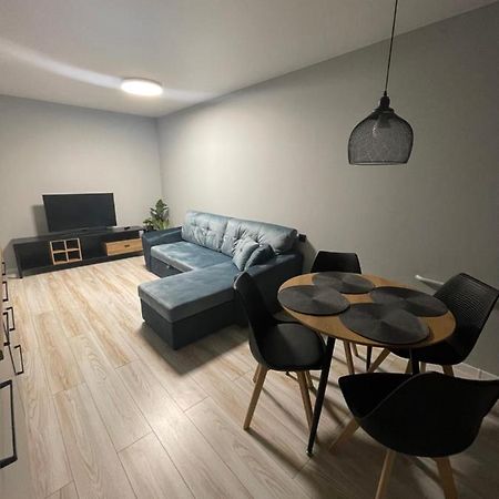 Mb Livinga Apartamentai Naftininku G Мажейкяй Экстерьер фото